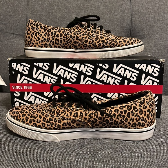 Leopard VANS - Picture 3 of 5